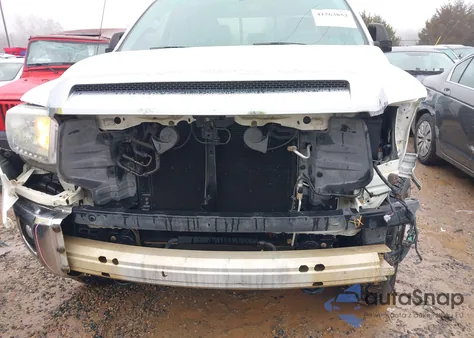 2014 Toyota Tundra Sr5 5.7L V8 from USA, damaged, VIN 5TFUW5F17EX358272